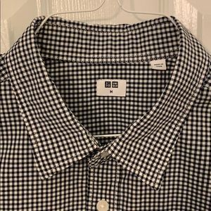 Uniqlo checkered button short sleeve cotton shirt